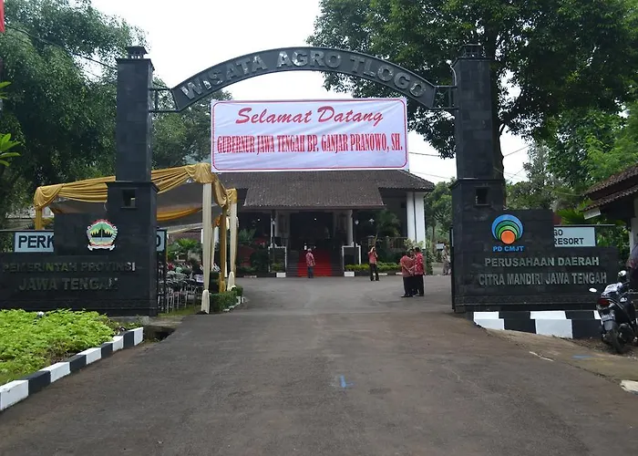 Agro Wisata Tlogo & Resort